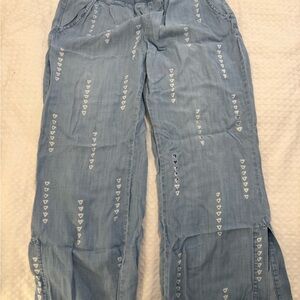 Cloth & Stone Sky Blue Textured Pants